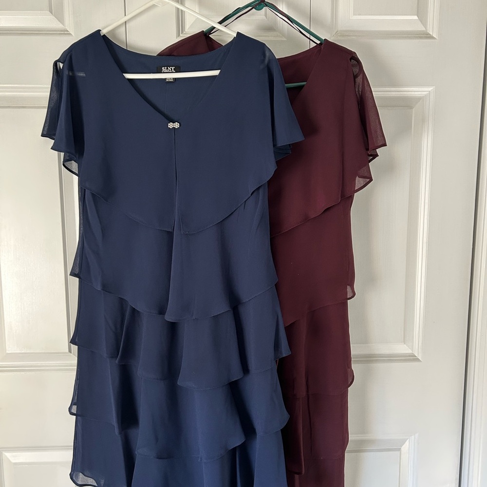 R&K Navy and Burgundy Tiered Midi Dress